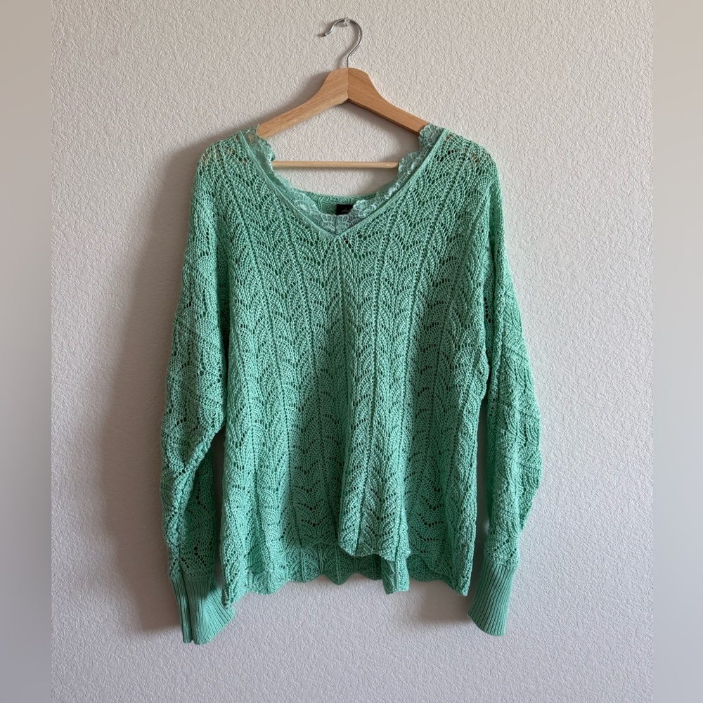 Daytrip Green V-Neck Cable Knit Sweater